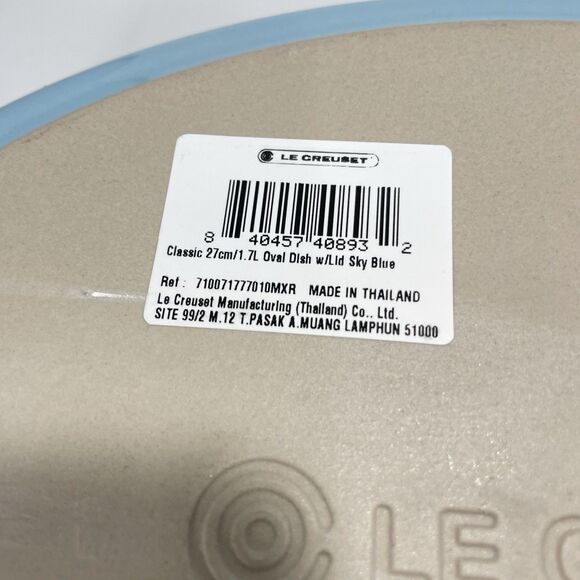 Brand New Le Creuset Casserole Classic 27cm 1.7L Oval Dish w Lid Sky Blue - Picture 6 of 8